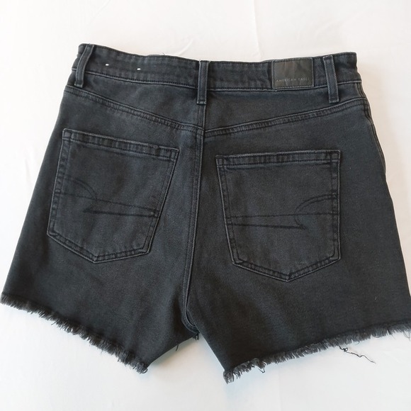 American Eagle Highest Rise 90's Boyfriend Jean Shorts Women's Sz 4 Black Denim - Picture 9 of 9